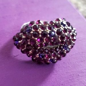 Rhinestone Lips Ring, never worn
